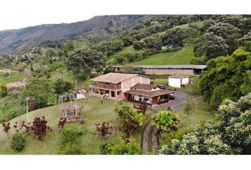 Villa-Quinta en  Girardota, Antioquia