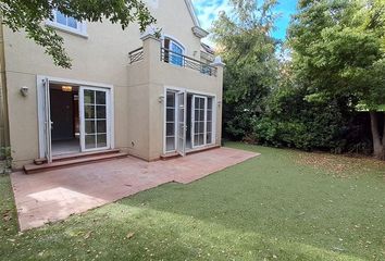 Casa en  Lo Barnechea, Provincia De Santiago