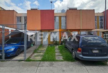 Casa en condominio en  Santa María Totoltepec, Toluca