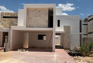 Casa en  Calle 12, Nueva Alemán, Mérida, Yucatán, 97147, Mex