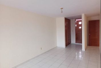 Casa en  Calle Batalla De Padierna 5-105, Chapultepec Sur, Morelia, Michoacán De Ocampo, 58260, Mex