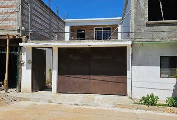 Casa en  Calle Las Lomas, Jardines De Las Lomas, Oaxaca De Juárez, Oaxaca, 68143, Mex