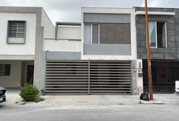 Casa en  Puerta De Hierro, Monterrey