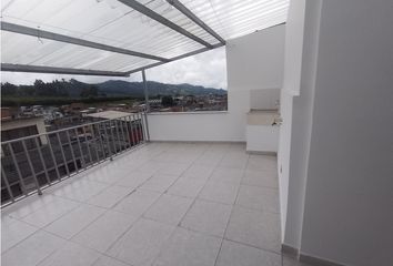 Apartamento en  La Enea, Manizales