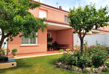 Chalet en  Mojados, Valladolid Provincia