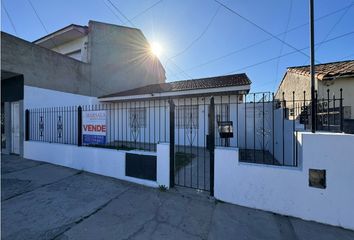 Casa en  Bernardino Rivadavia, Mar Del Plata