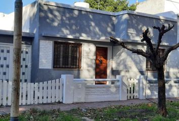 Casa en  Ciudadela, Tres De Febrero