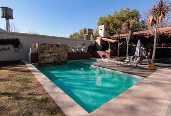 Casa en  Luján De Cuyo, Mendoza