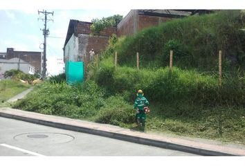 Lote de Terreno en  Pinares De San Martin, Pereira