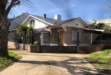 Casa en  Adrogué, Partido De Almirante Brown