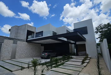 Casa en  Carretera Xcunyá - Santa María Yaxché - Tamanché - Ejido T. Mérida Progreso, Mérida, Yucatán, 97308, Mex