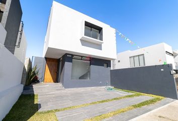 Casa en  Avenida Paseo De La Estrella, Zapopan, Jalisco, 45222, Mex