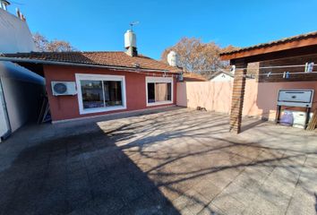 Casa en  Villa Adelina, Partido De San Isidro