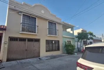 Casa en  Calle Luis Pasteur 142-174, Villas El Dorado, Irapuato, Guanajuato, 36630, Mex