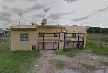 Casa en  Los Hornos, Partido De La Plata