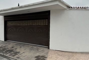 Casa en  Vía Lata, Fuentes Del Valle, San Pedro Garza García, Nuevo León, 66224, Mex