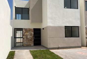 Casa en  Calle 34 679, Mérida, Yucatán, 97249, Mex