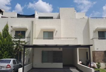 Casa en condominio en  Calle Almuñecar, La Alhambra, Tesistán, Zapopan, Jalisco, 45200, Mex