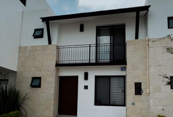 Casa en condominio en  Calle Rafael Osuna, Querétaro, 76127, Mex