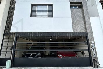 Casa en  Avenida Alejandro De Rodas, Paseo De Cumbres 4 Sector, Monterrey, Nuevo León, 64346, Mex