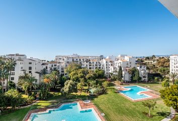 Atico en  Distrito 3-nueva Andalucía, Marbella