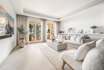 Apartamento en  Distrito 3-nueva Andalucía, Marbella