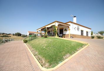 Chalet en  Fuente Obejuna, Córdoba Provincia