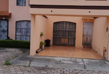 Casa en  Cacalomacán, Toluca