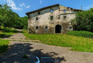 Chalet en  Aia, Guipúzcoa