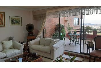 Apartamento en  Santa Barbara Norte, Bogotá