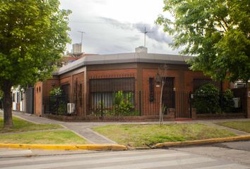 Casa en  Villa Luzuriaga, La Matanza