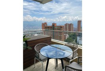 Apartamento en  El Tesoro, Medellín