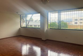 Departamento en  Monteserrin, Jipijapa, Quito