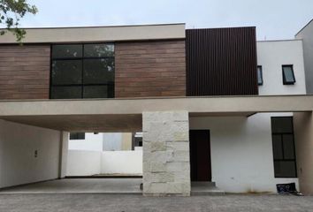 Casa en  Huajuquito, Santiago, Nuevo León