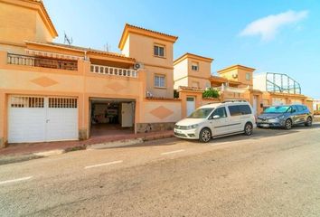 Chalet en  Distrito 2 - Urbanizaciones - Los Naúfragos, Torrevieja