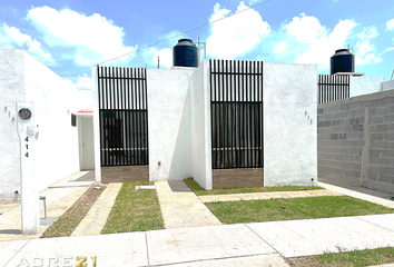 Casa en  Avenida Profesor Juan Antonio Reyes Castañeda, Paseos De Providencia, San Francisco De Los Romo, Aguascalientes, 20355, Mex