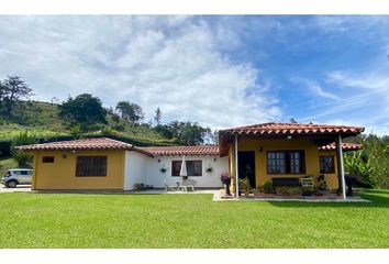 Casa en  San Vicente, Antioquia