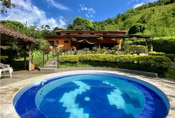 Villa-Quinta en  Bolívar, Antioquia