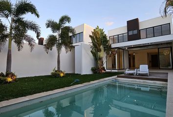 Casa en  X Canatún, Mérida, Yucatán, Mex