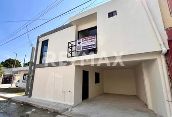 Casa en  Laguna De La Puerta, Tampico