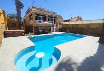 Chalet en  Distrito 1 - Centro - El Chaparral, Torrevieja