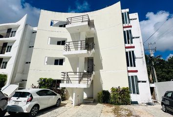 Condominio horizontal en  Avenida De Los Olivos, Benito Juárez, Quintana Roo, 77560, Mex