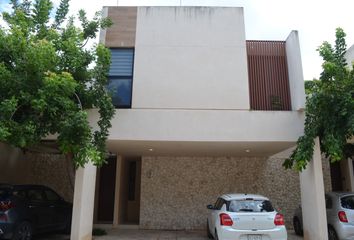 Casa en  Fraccionamiento Montebello, Mérida, Mérida, Yucatán