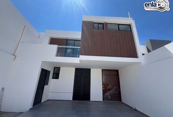 Casa en  Calle Burdeos, Residencial Campestre La Salle, Durango, 34107, Mex