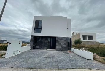 Casa en condominio en  Boulevard Salto Del Moro, Bio Grand, La Antigua Juriquilla, Querétaro, 76226, Mex