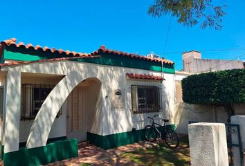 Casa en  Granadero Baigorria, Santa Fe