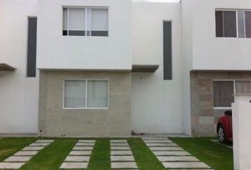 Casa en condominio en  Privada Caoba, Paseos Del Bosque Residencial, El Pueblito, Corregidora, Querétaro, 76910, Mex