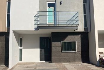 Casa en  Privada Santa Isabel, Misión, Irapuato, Guanajuato, 36625, Mex