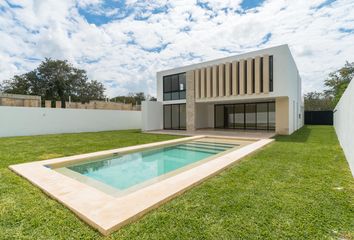 Casa en  La Rejoyada, Mérida, Yucatán