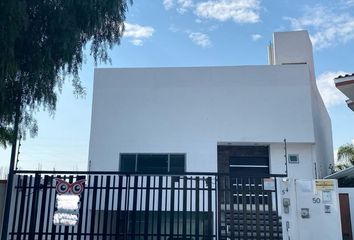 Casa en  Calle Sendero Del Firmamento 60-64, Milenio Tercera Sección, Santiago De Querétaro, Querétaro, 76060, Mex